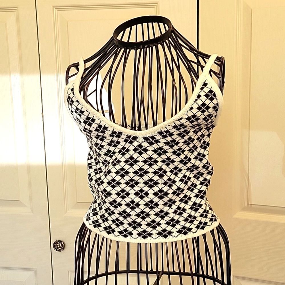 MISS LOVE Black and Cream Knit Argyle Tank Top Size Small